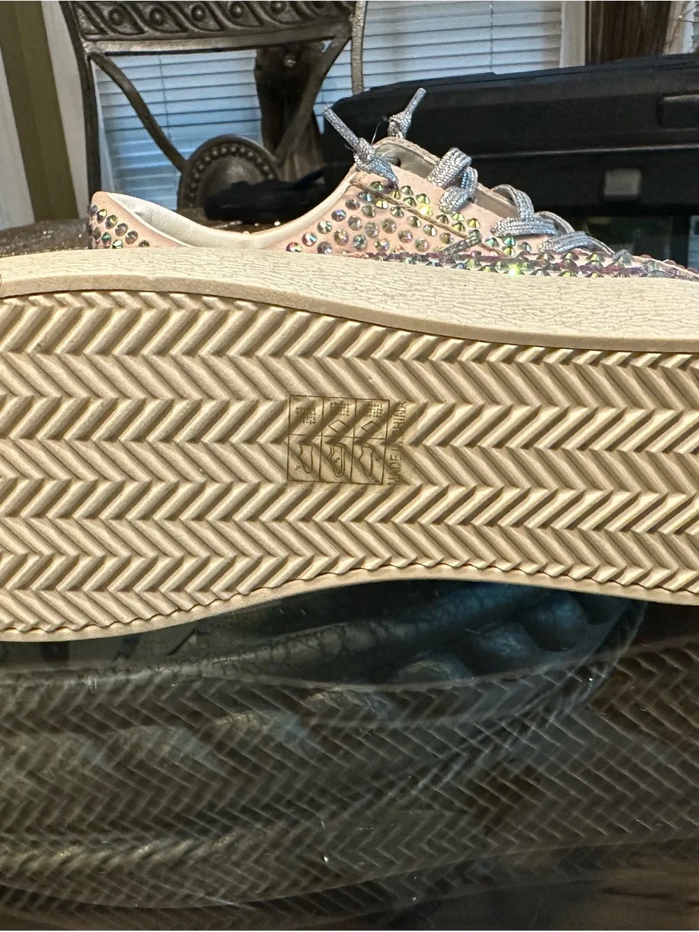 Mi.iM Pink Rhinestone Star Sneakers with Iridescent Gems 8.5